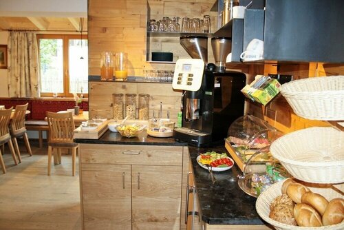 Pension Gimpl, Buchen Sie Hotel Siegsdorf Chiemsee
