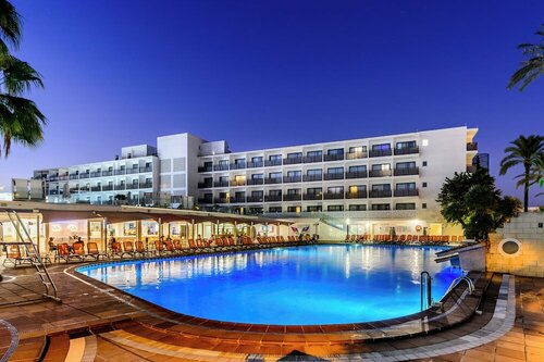 Hotel Vibra Mare Nostrum, Забронировать Отель Отели Плайя-ден-Босса с бассейном, рядом с Клуб Santos Coast, Бассейн