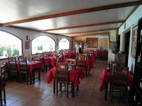 Logis Hôtel LE PRESSOIR, Đặt Khách sạn Saint-Chinian Hérault