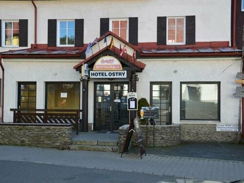 Hotel Ostry, Boek Hotel Zelezna Ruda 