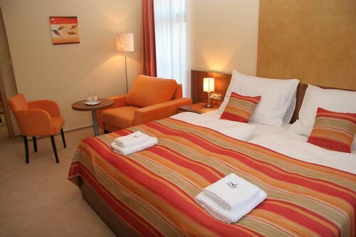 Hotel Artaban, Book Hotel Hoteller i Central Bohemia med parkering, Parkering