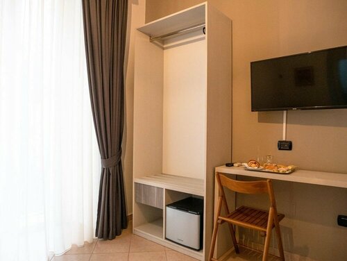 San Marco Hotel, Забронировать Отель Моло Беверелло Неаполь