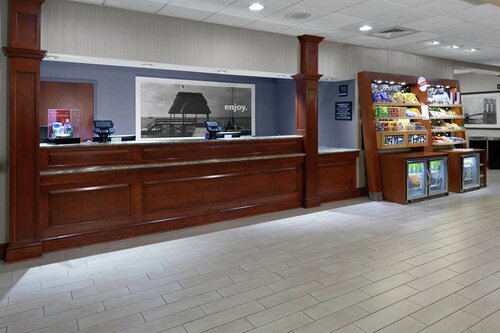 Hampton Inn Woodbridge, จอง โรงแรม Woodbridge Township North Jersey