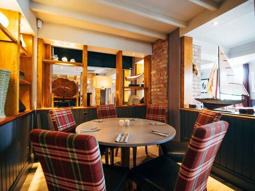 ibis Coleraine Riverside, Забронировать Отель Колрейн Графство Лондондерри, рядом с Causeway Speciality Market