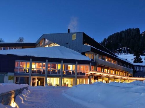 Rigi Kaltbad Swiss Quality Hotel, Забронировать Отель Отели Люцерна с бассейном, Бассейн