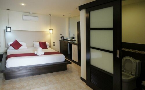 Cliffside Resort, Varaa Lomakeskus Bohol hotellit, joissa on uima-allas, Uima-allas