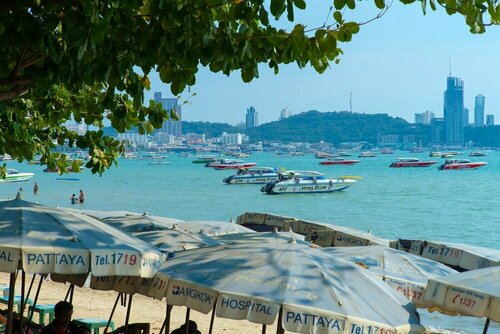 Markland Beach View, Забронировать Отель Отели Центральной Паттайя с парковкой, рядом с Торговый центр Terminal 21 в Паттайе, Парковка