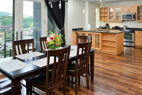 Grand Eastonian Hotel & Suites Easton, Buchen Sie Hotel Easton ABE