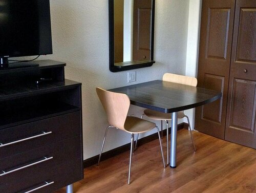 Studio 6 Cypress, CA, Забронировать Отель Сайпресс округ Ориндж