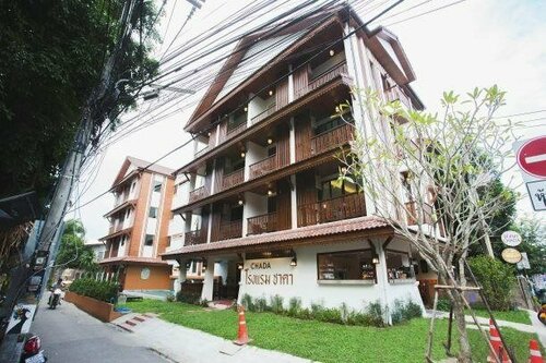 Chada Mantra Hotel, Забронировать Отель Си-Пхум 