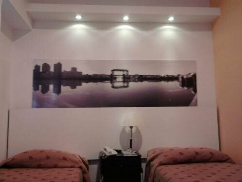 Hotel Milan, Забронировать Отель Недорогие отели провинции Буэнос-Айреса, недорого