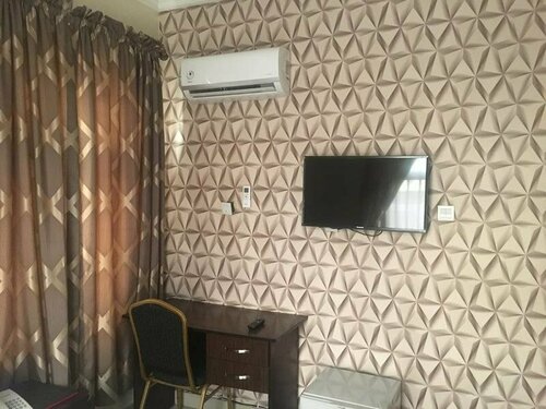 Mayors & Diplomat Suites Opebi, Book Hotel Ikeja 