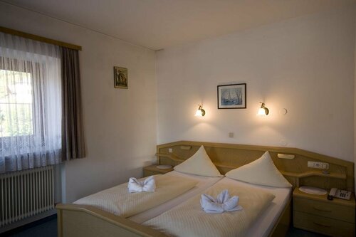 Hotel Hauserwirt, Забронировать Отель Отели Тироля с парковкой, Парковка
