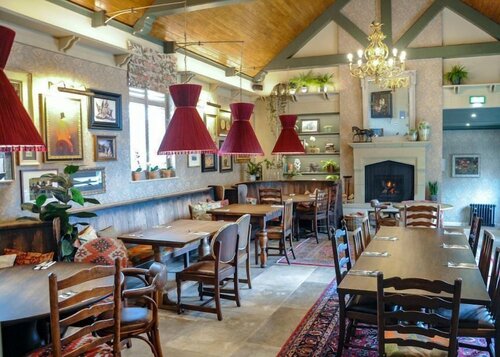 The Lion at Malpas, Book Hotel Malpas Cheshire