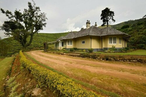 Ama Stays and Trails Tea Estate Bungalows , Munnar, Забронировать Вилла Муннар штат Керала