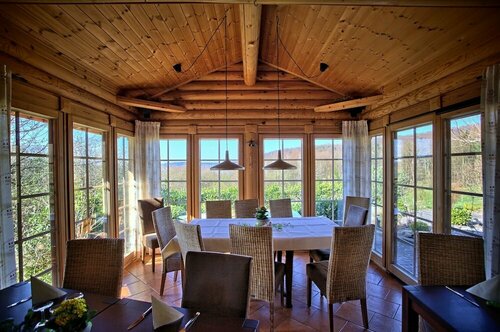 Country Lodge