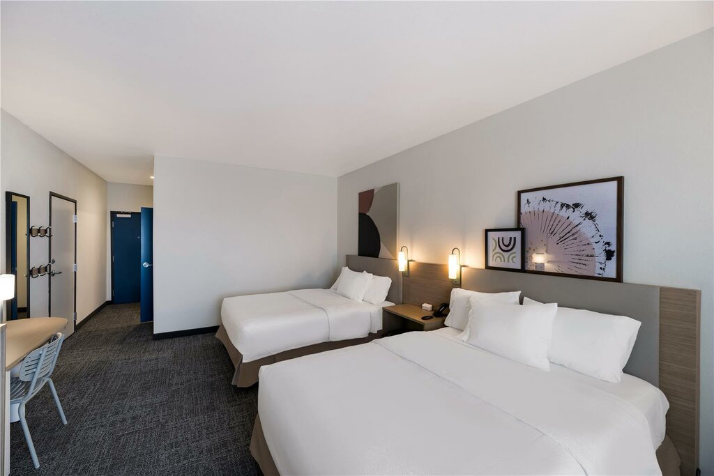 Spark by Hilton Midland South