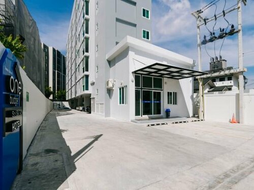 วัน บัดเจท เชียงราย ซอยสวรรค์ One Budget Hotel Chiangrai Soi Sawan, Забронировать Отель Ban San Ton Ko провинция Чианграй