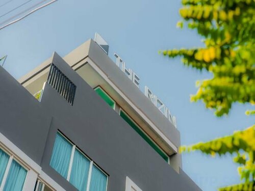 The Rizin Hotel Phratamnak, Забронировать Отель Центральная Паттайя 