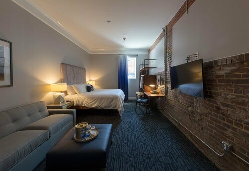 Hotel Trundle, Rezervovat Hotel Columbia 
