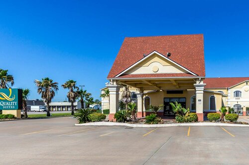 Quality Suites North Houston, Boek Hotel Hotels in Houston met zwembad, Zwembad