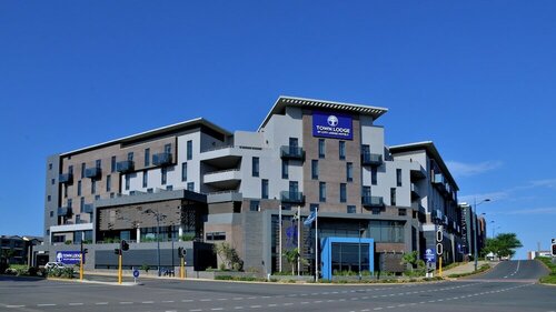 Town Lodge Umhlanga, Забронировать Отель Умхланга Durban North Coast, рядом с Mount Edgecombe Country Club