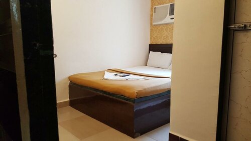 Hotel Al Mehraj, Забронировать Отель Отели Mumbai Region с парковкой, Парковка