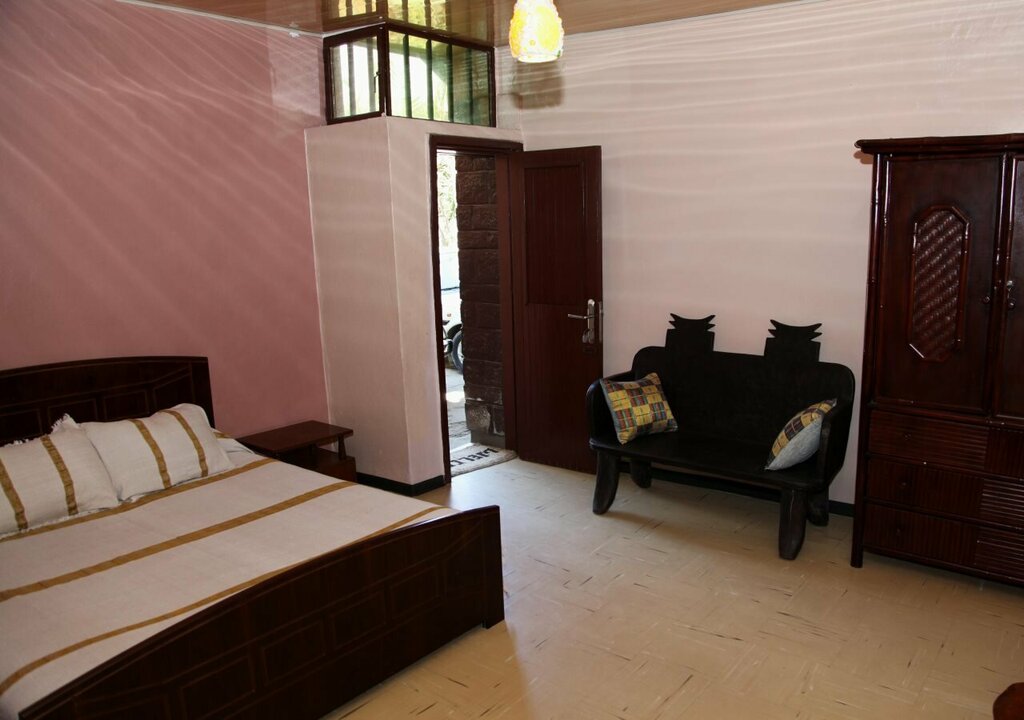 Atelefugne Hostel