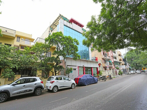 OYO 526 Hotel Asees Inn, Забронировать Отель Отели Нью-Дели с завтраком, Завтраки