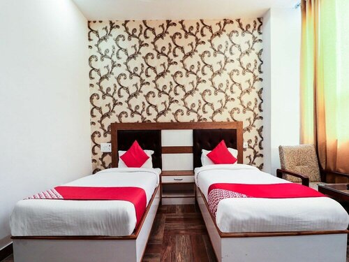 Hotel Bandhan, Забронировать Отель Отели штата Уттар-Прадеша с парковкой, Парковка