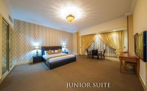 Grand Safir, Book Hotel Capital Governorate hoteller med morgenmad, Morgenmad