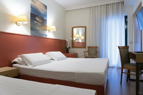 Esperia Hotel, Забронировать Отель Отели Кавала 3 звезды, рядом с Археологический музей Кавалы, 3*