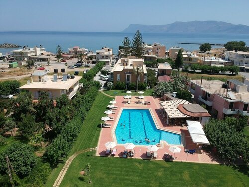 Hotel Peli, Забронировать Отель Отели Кисамоса с парковкой, Парковка