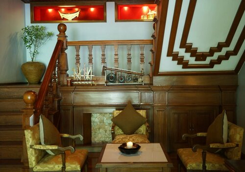 Hotel by the Red Canal, Reservar Hotel Mandalay Myanmar