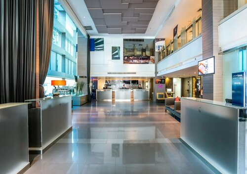 Hilton Garden Inn Bangkok Silom, Забронировать Отель Отели Бангкока с парковкой, рядом с Посольство России, Парковка