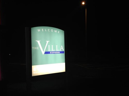 The Villa Express, Rezervasyon Villa Kirkham Lancashire