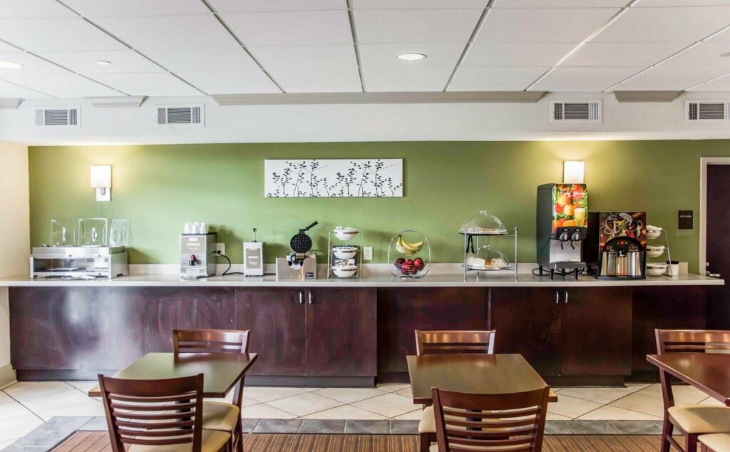Ramada by Wyndham Jackson Ms
