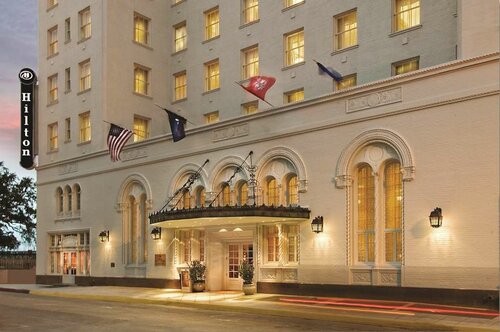Hilton Baton Rouge Capitol Center, Забронировать Отель Отели Батон-Руж 4 звезды, рядом с 13th Gate Haunted House, 4*