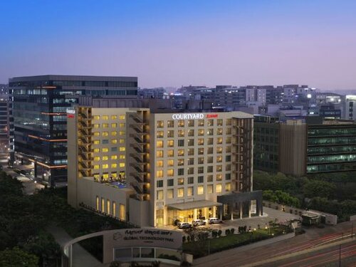 Courtyard Bengaluru Outer Ring Road, Забронировать Отель Бизнес-отели Бангалора, рядом с Бизнес-комплекс RMZ Ecospace, 4* 5*