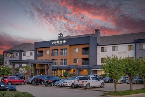 Courtyard by Marriott Shreveport Airport, Book Hotel Missouri hoteller med parkering, Parkering