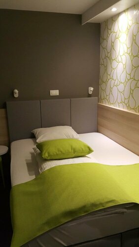 Hotel Emonec, Забронировать Отель Отели Любляна 3 звезды, рядом с Культурный центр Метелкова, 3*