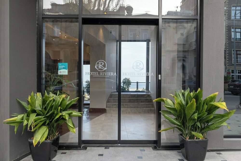 Riviera Hotel