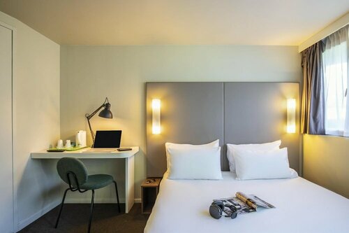 Campanile Evry Est - Saint Germain les Corbeil, Забронировать Отель Сен-Жермэн-ле-Корбей Essonne