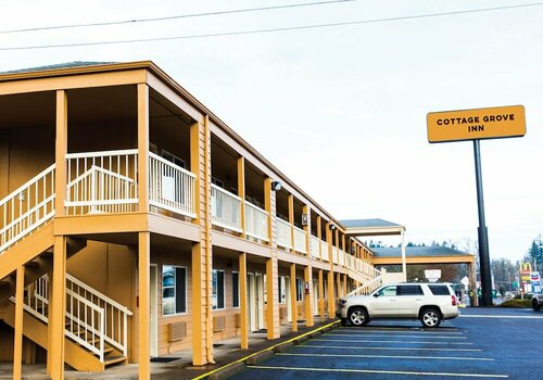 Cottage Grove Inn, Забронировать Дом для отпуска Коттедж-Гров Willamette Valley