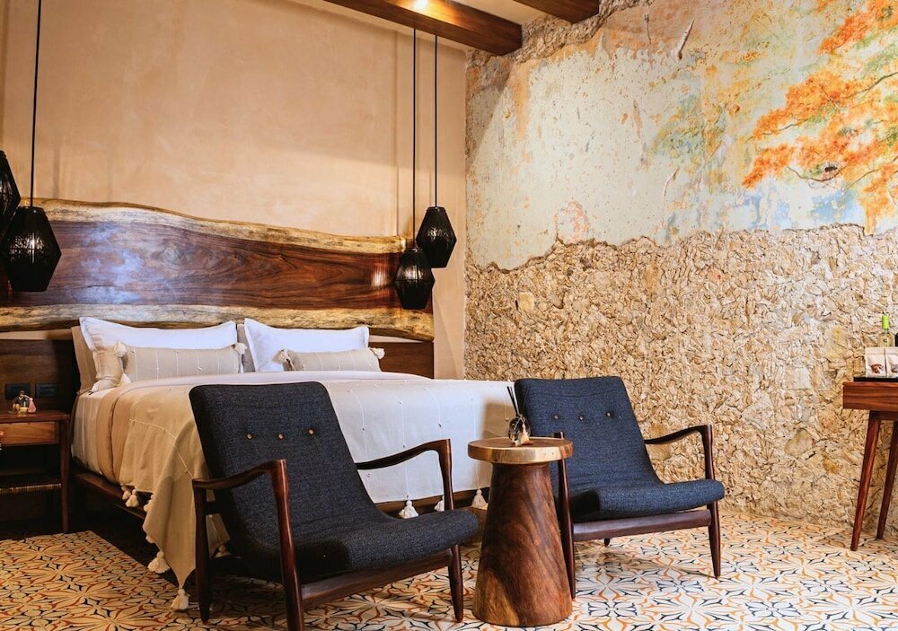 Adoro Hotel Boutique