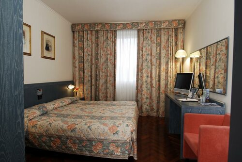 Park Hotel Ripaverde, Забронировать Отель Отели Борго-Сан-Лоренцо 4 звезды, 4*