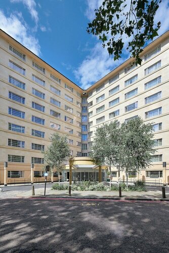 Meliá White House Apartments, Забронировать Апартаменты/квартира Отели Лондона с парковкой, рядом с Конгресс-центр Hallam, Парковка