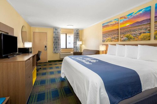 Days Inn by Wyndham Alamogordo White Sands, Забронировать Отель Отели Аламогордо с бассейном, Бассейн