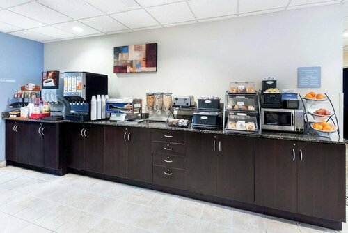 Microtel Inn & Suites by Wyndham Baton Rouge Airport, 预订 酒店 巴吞鲁日 路易斯安那州
