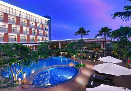 Отель Aston Bojonegoro City Hotel, Забронировать Отель Боджонегоро провинция Восточная Ява